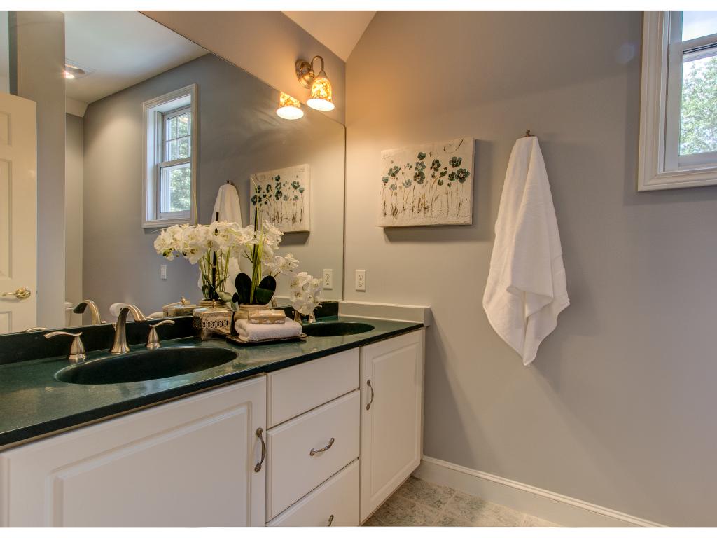 8 Merchant Road Hampton Falls, NH 03844 - Photo 31 of 36