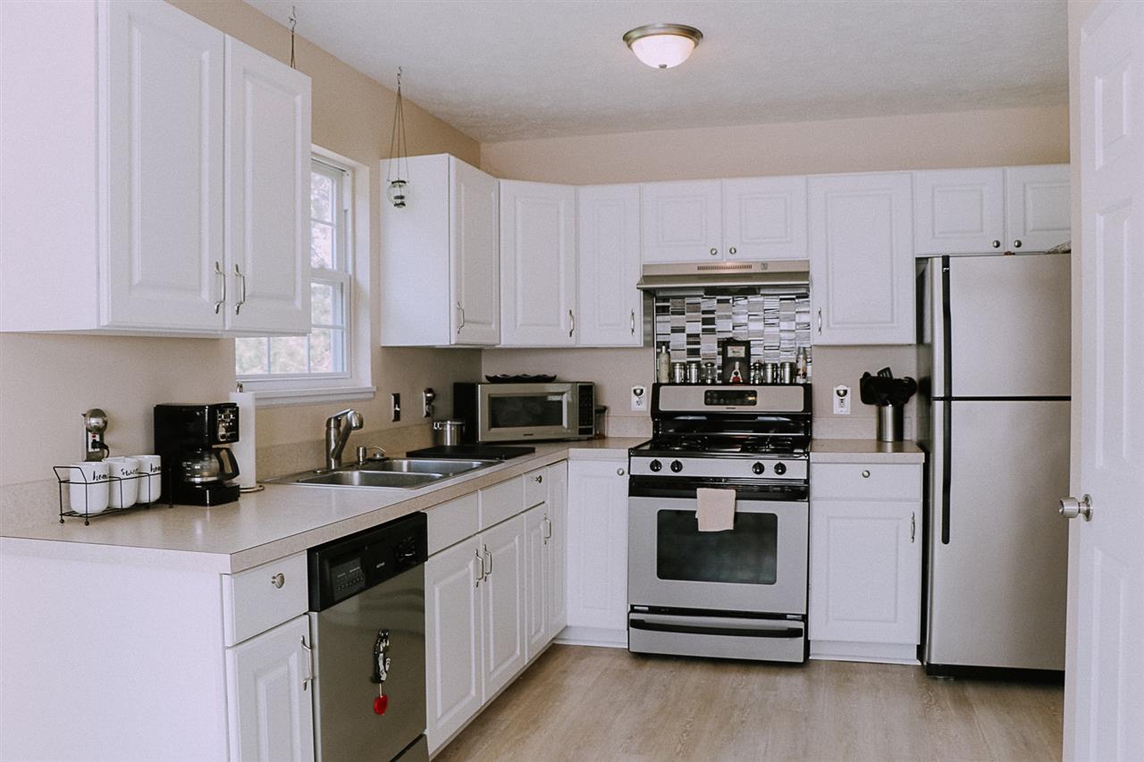 1319 Smith Road Traverse City, MI 49696 - Photo 10 of 31 1863197-9.JPG