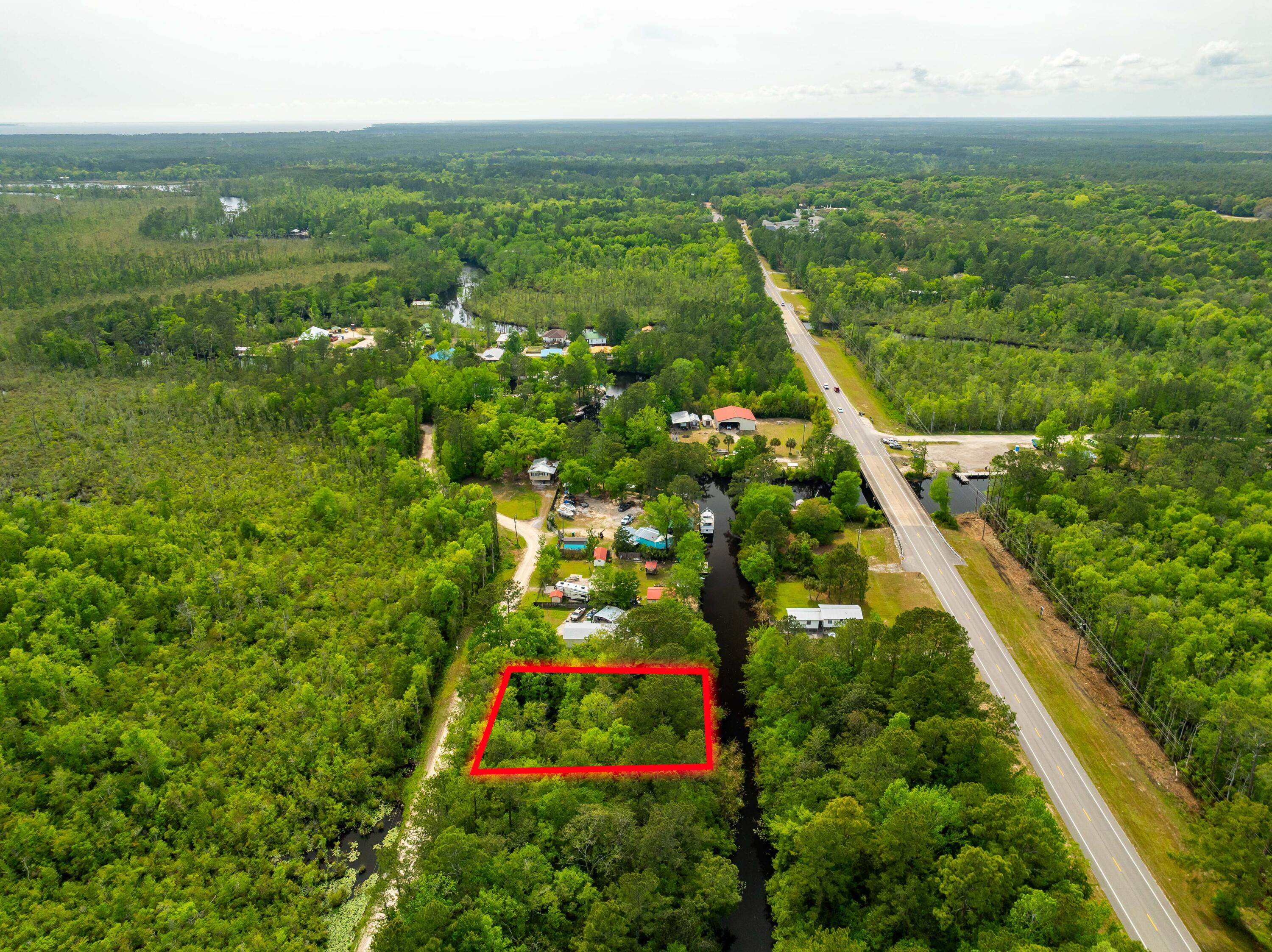 Lot 14 Alaqua Cove Road Freeport, FL 32439 - Photo 3 of 7 Alaqua Cove Road Lot Aerial Outlined-12