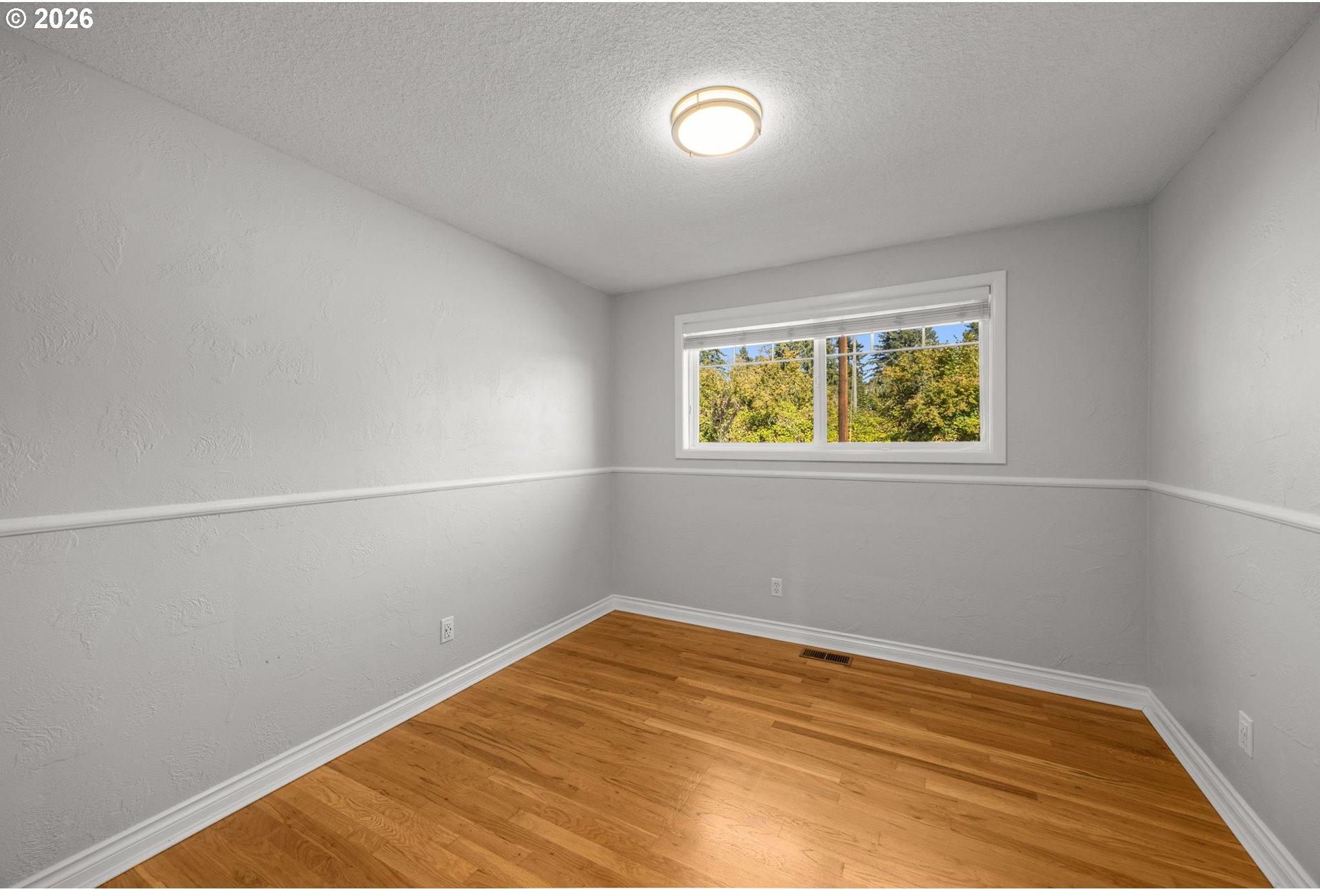 13528 Northeast Denbrook Road Aurora, OR 97002 - Photo 19 of 40 Gallery Image 19