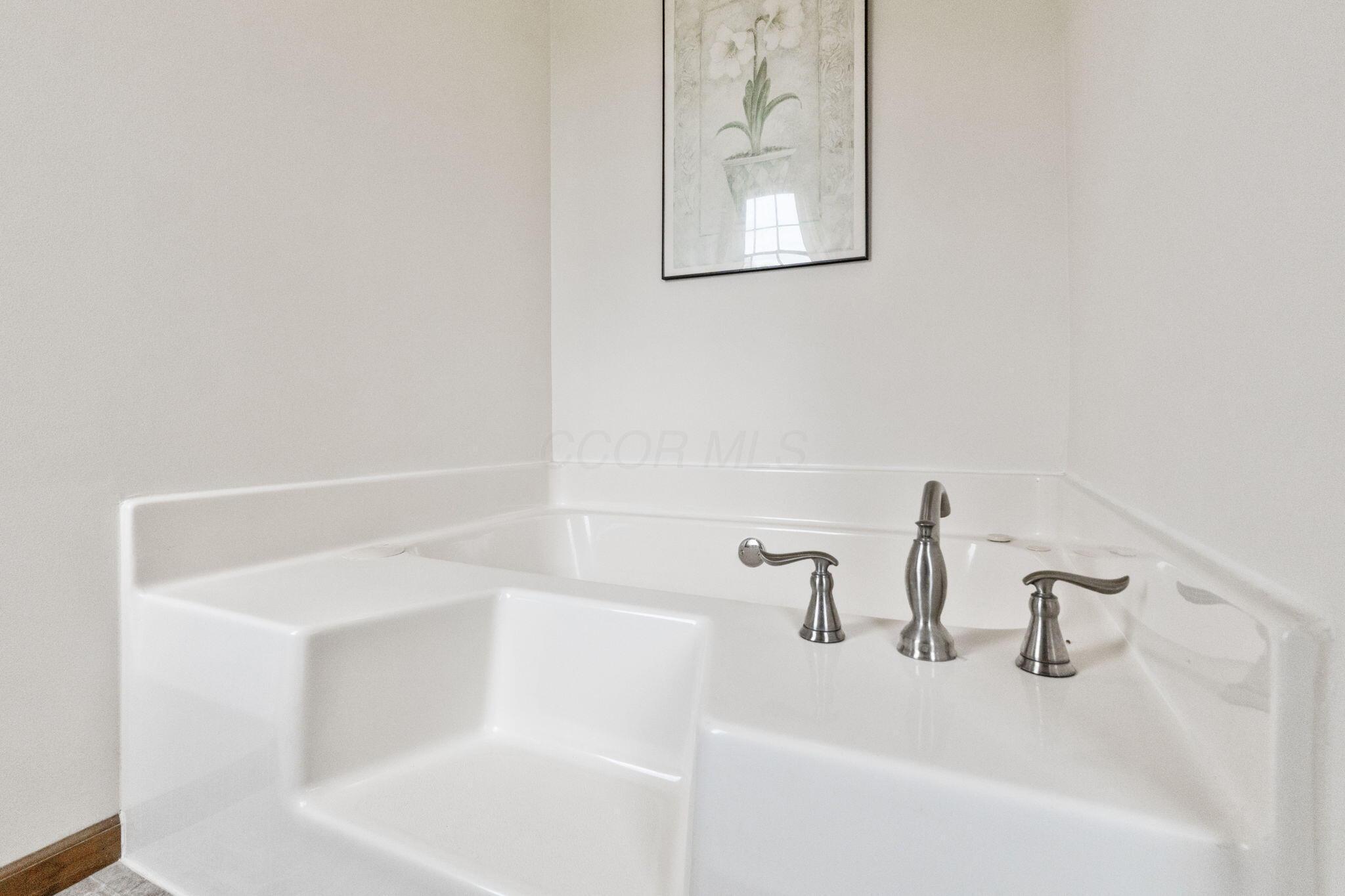 1840 Lawrence Road Delaware, OH 43015 - Photo 54 of 79 1840 Lawrence Rd (Interior)-37