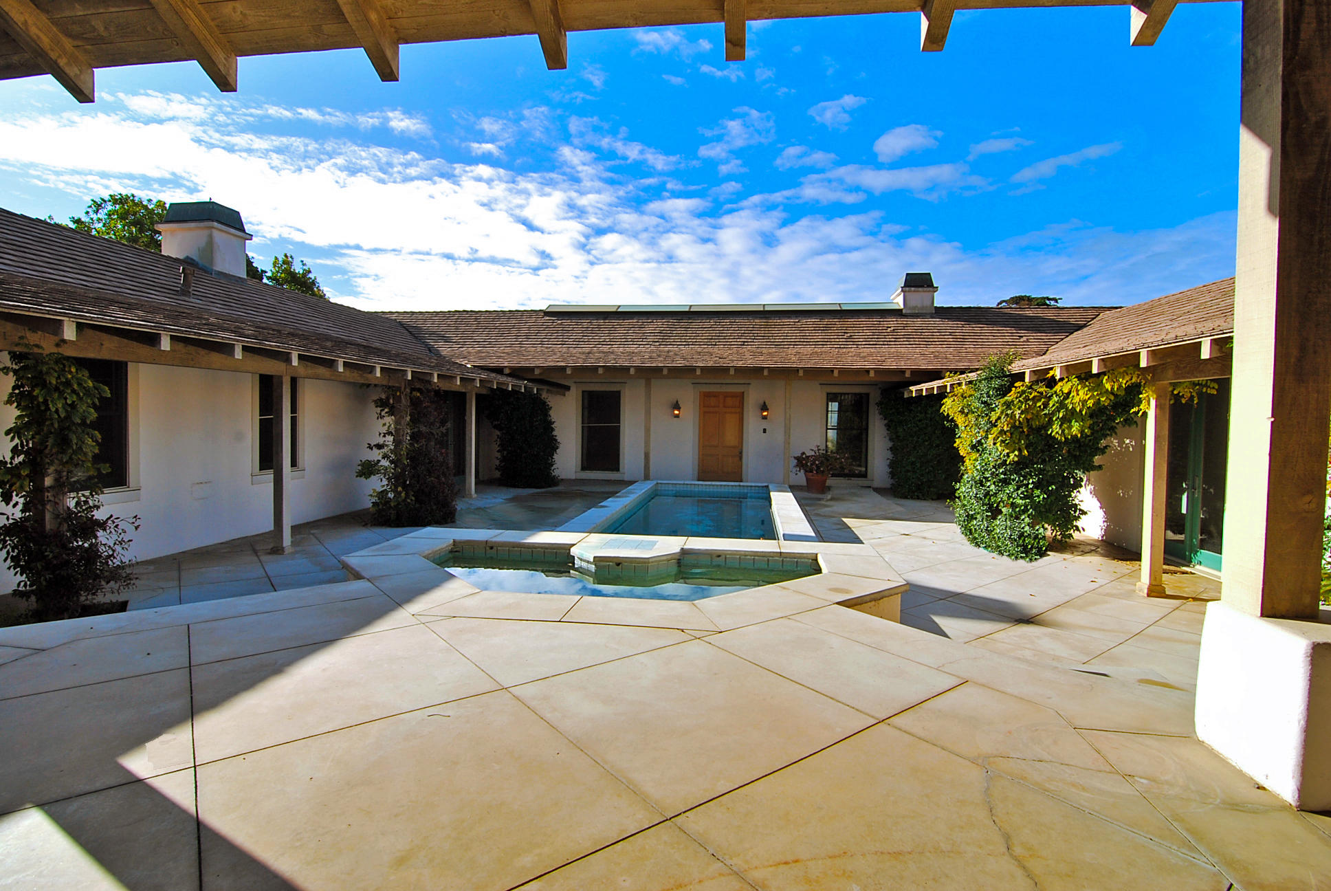 4149 Creciente Drive Santa Barbara, CA 93110 - Photo 4 of 20 Courtyard 2