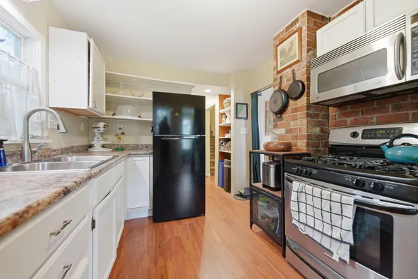 $194,900 | 5340 Emerson Avenue North, Brooklyn Center, MN 55430