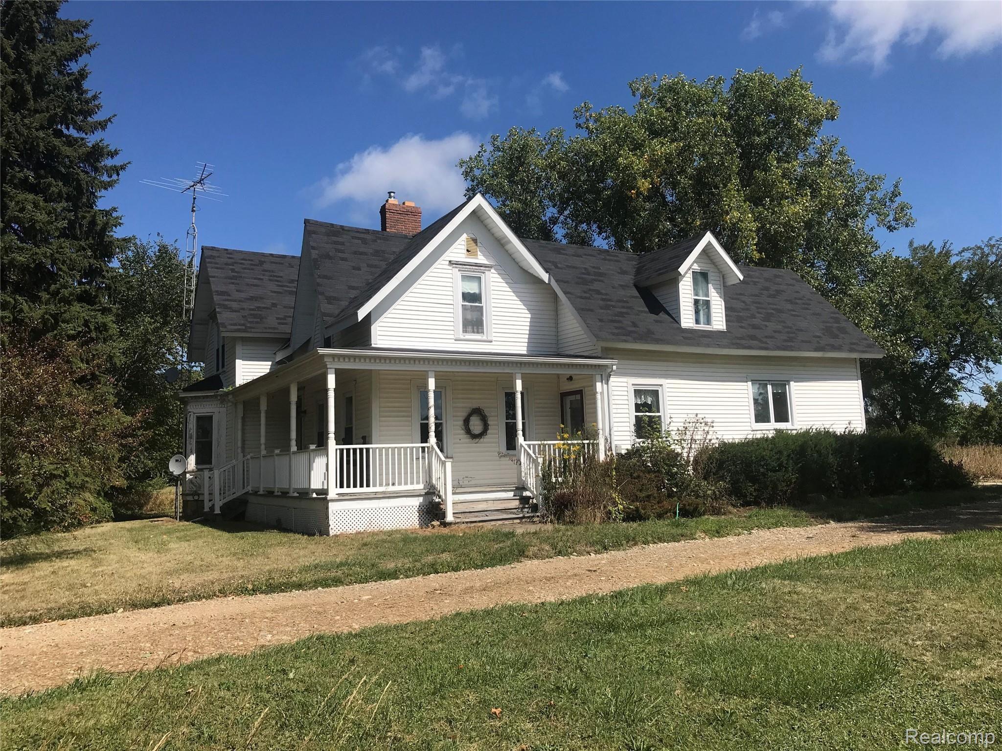 186 North Engle Road Imlay City, MI 48444 - Photo 1 of 8 IMG_0667.jpg