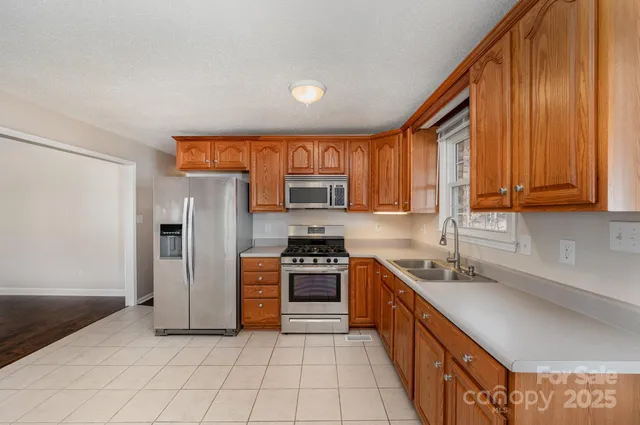 $267,500 | 128 Oakley Drive, Gastonia, NC 28052