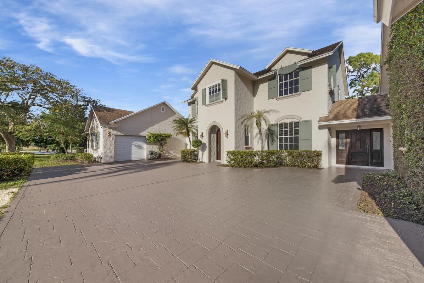13000 Barwick Road Boynton Beach, FL 33436 - Photo 2 of 58 Front of Home
