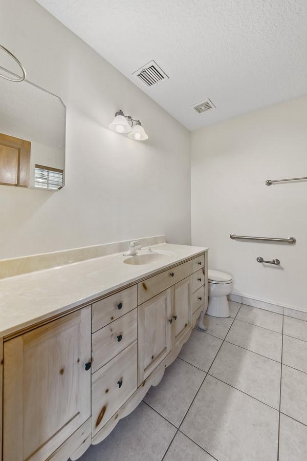 13000 Barwick Road Boynton Beach, FL 33436 - Photo 26 of 58 Master Bath