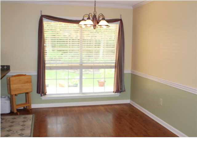 9 Ridgeway Place Clinton, MS 39056 - Photo 11 of 30 Dining