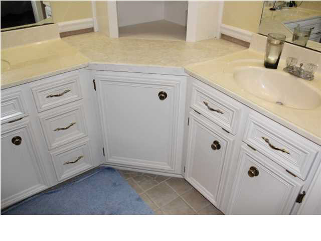 9 Ridgeway Place Clinton, MS 39056 - Photo 18 of 30 Master Bath
