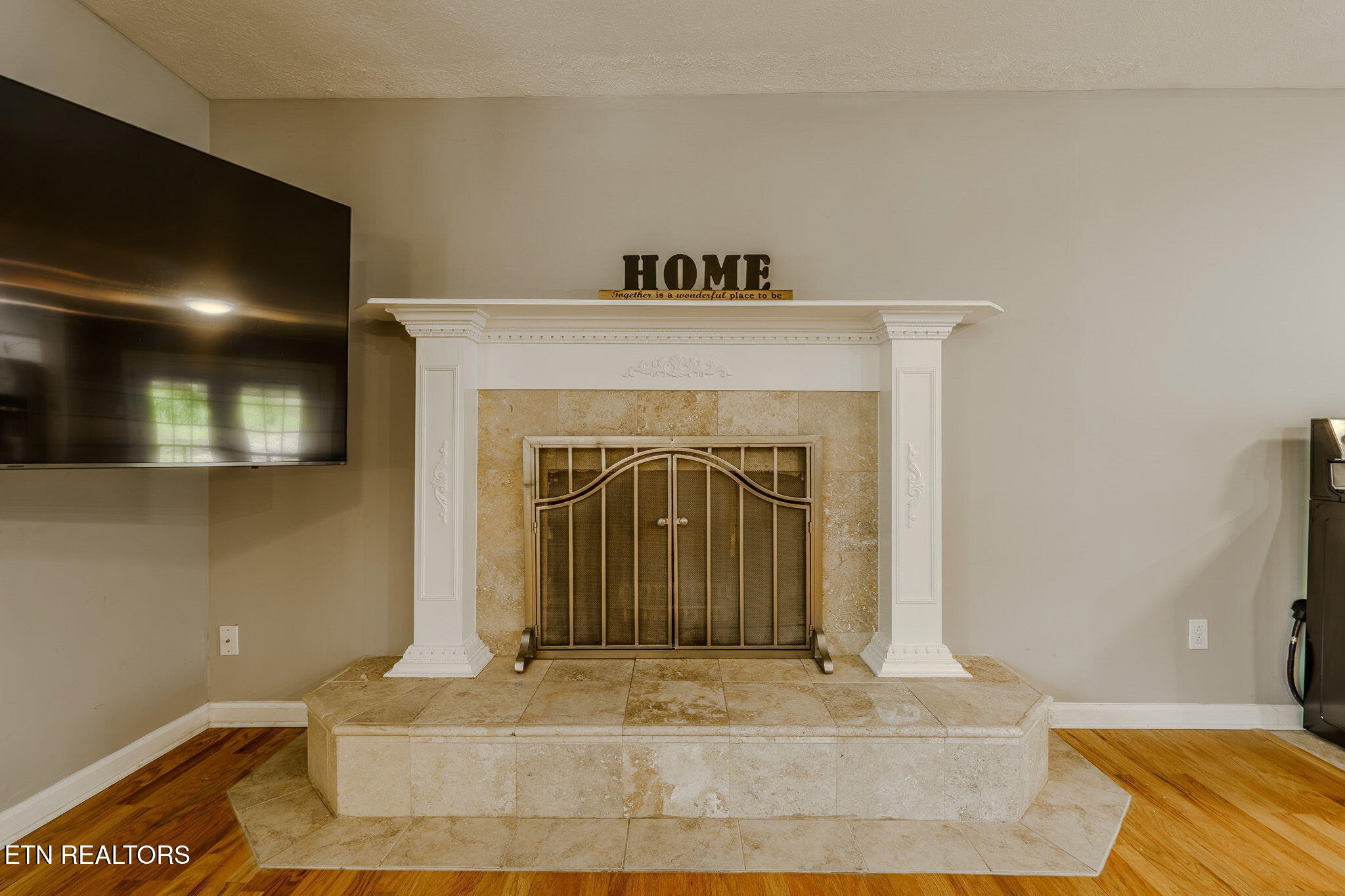 8544 Pedigo Road Powell, TN 37849 - Photo 7 of 35