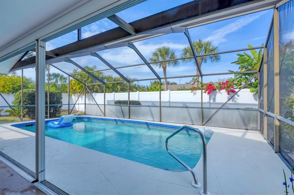 1456 Strada D Argento Venice, FL 34292 - Photo 29 of 47 a view of a indoor swimming pool
