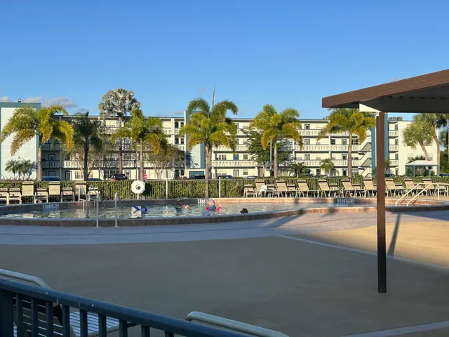 $84,900 | 4040 Lincoln C, Unit 4040, Boca Raton, FL 33434