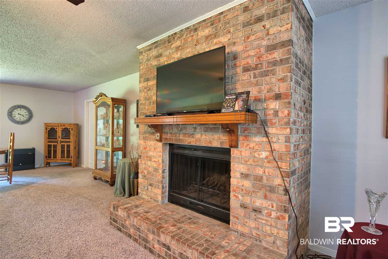 7450 Oak Drive Foley, AL 36535 - Photo 10 of 31 Fireplace