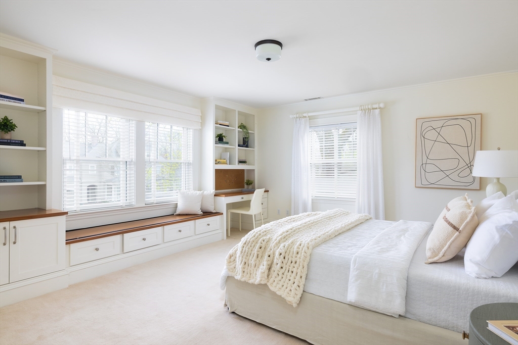 11 Winthrop Road Lexington, MA 02421 - Photo 18 of 26