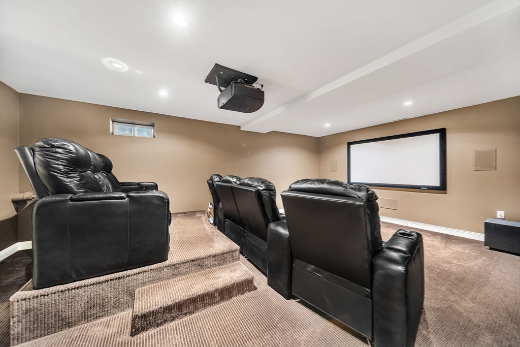 11 Winthrop Road Lexington, MA 02421 - Photo 21 of 26