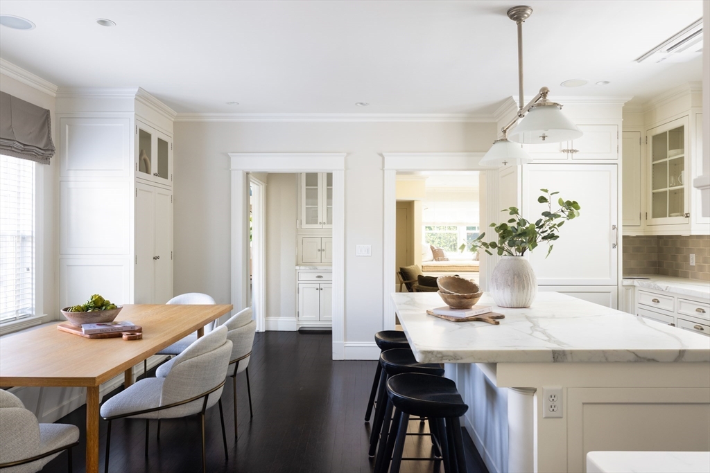 11 Winthrop Road Lexington, MA 02421 - Photo 6 of 26