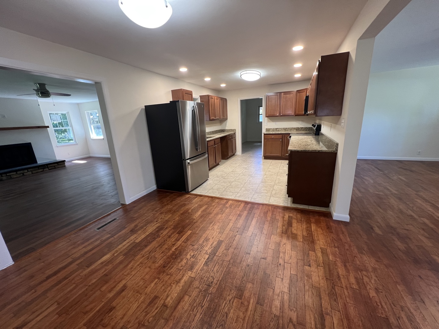 1808 Bellamy Drive Champaign, IL 61821 - Photo 6 of 24