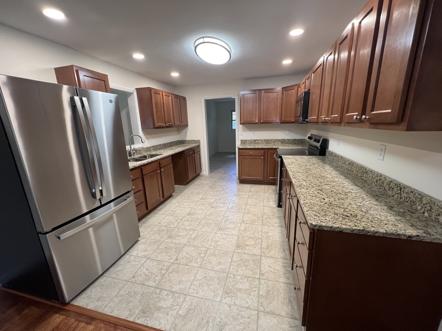 1808 Bellamy Drive Champaign, IL 61821 - Photo 7 of 24