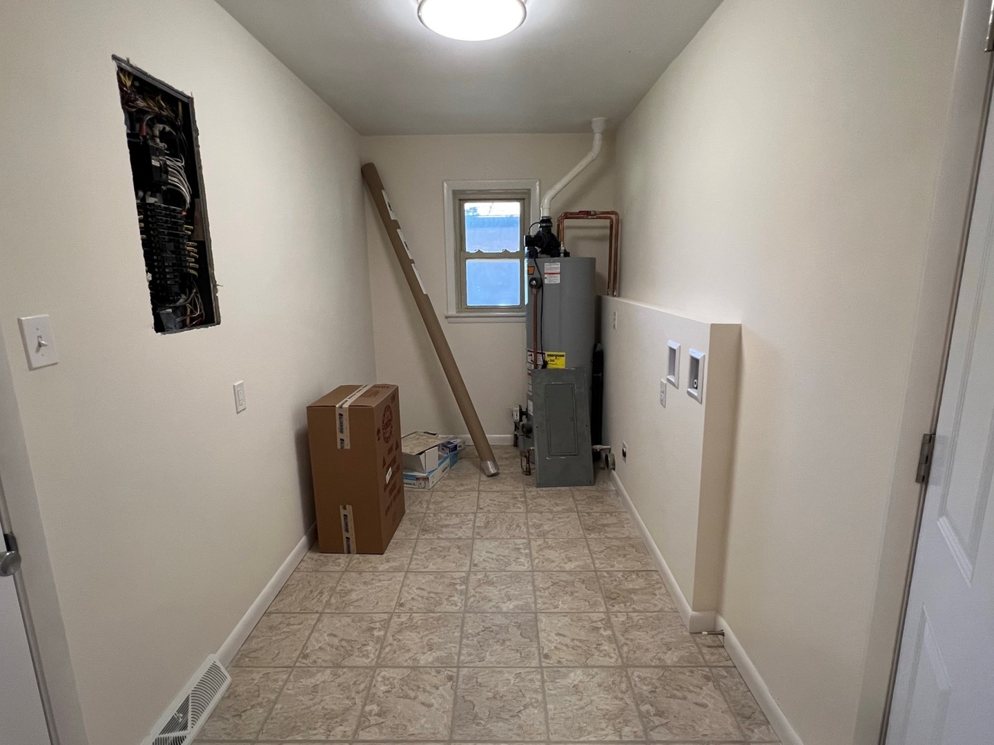 1808 Bellamy Drive Champaign, IL 61821 - Photo 8 of 24