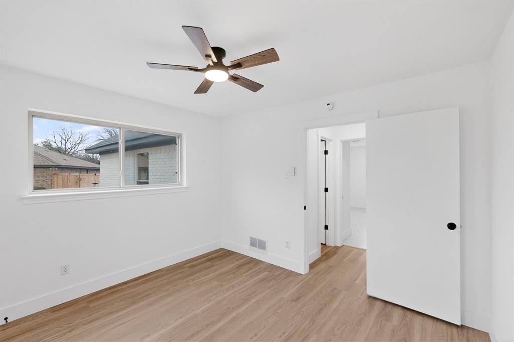 2416 Dalgreen Drive Plano, TX 75075 - Photo 26 of 38