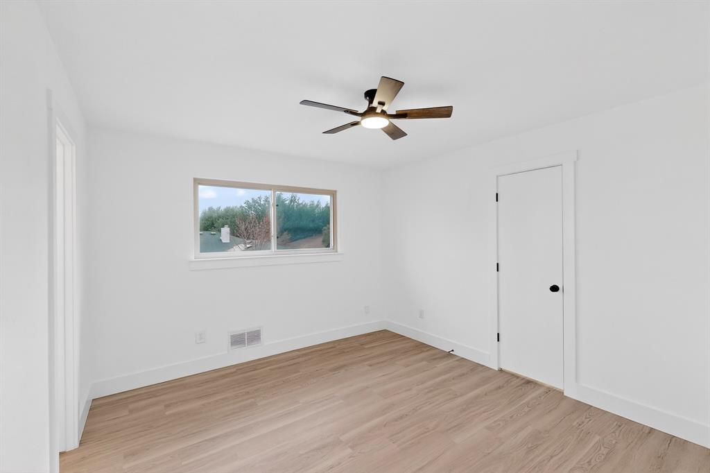 2416 Dalgreen Drive Plano, TX 75075 - Photo 27 of 38