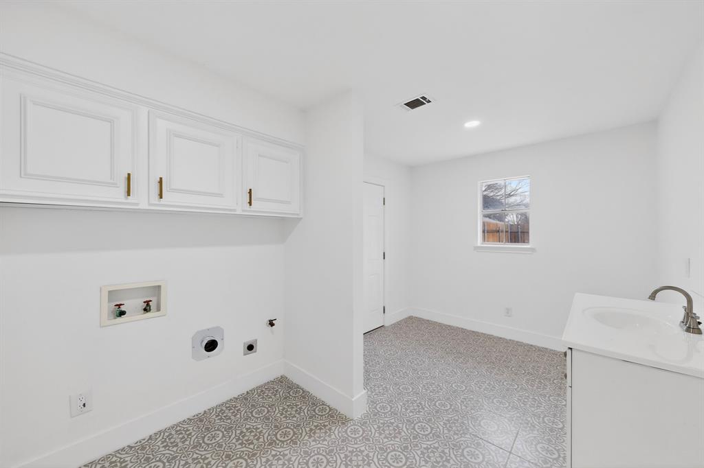 2416 Dalgreen Drive Plano, TX 75075 - Photo 30 of 38