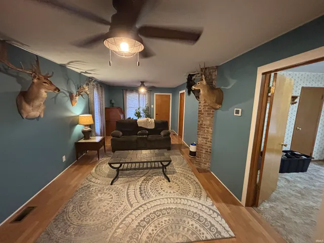 $220,000 | 4570 Highway 56, Petersburg, IN 47567