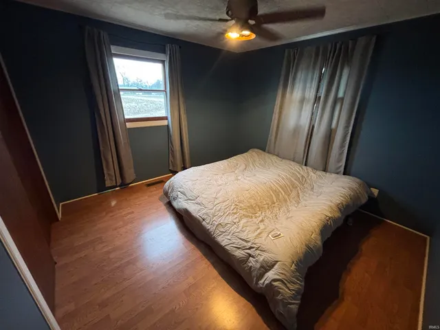 $220,000 | 4570 Highway 56, Petersburg, IN 47567