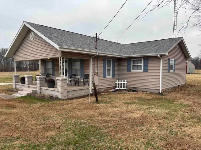 $220,000 | 4570 Highway 56, Petersburg, IN 47567