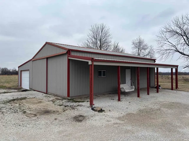 $220,000 | 4570 Highway 56, Petersburg, IN 47567