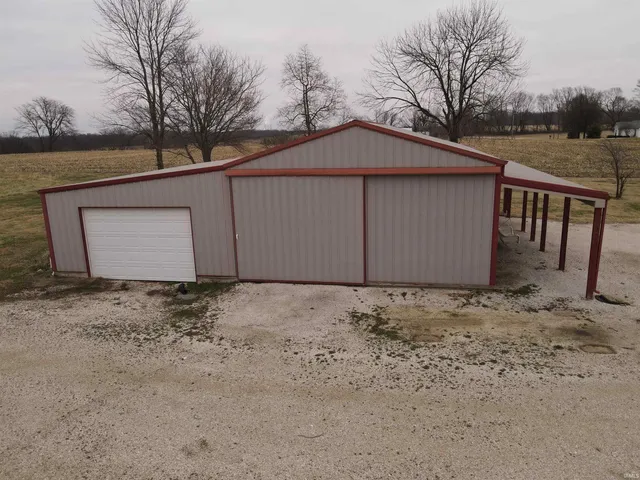 $220,000 | 4570 Highway 56, Petersburg, IN 47567