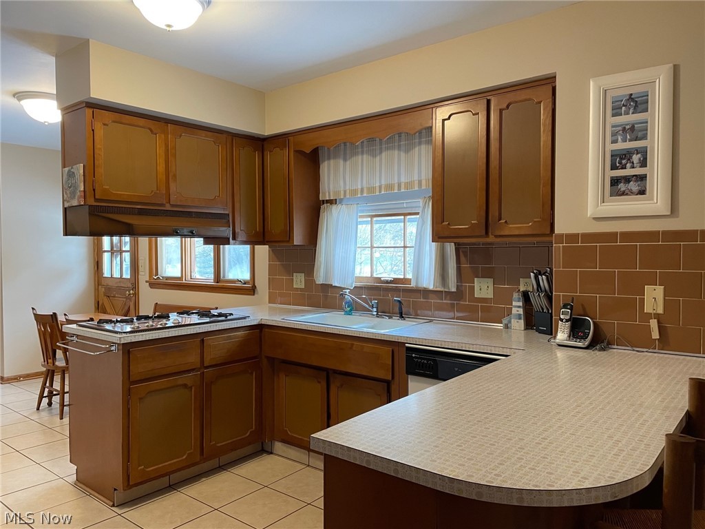 89 South Hametown Road Akron, OH 44321 - Photo 8 of 24