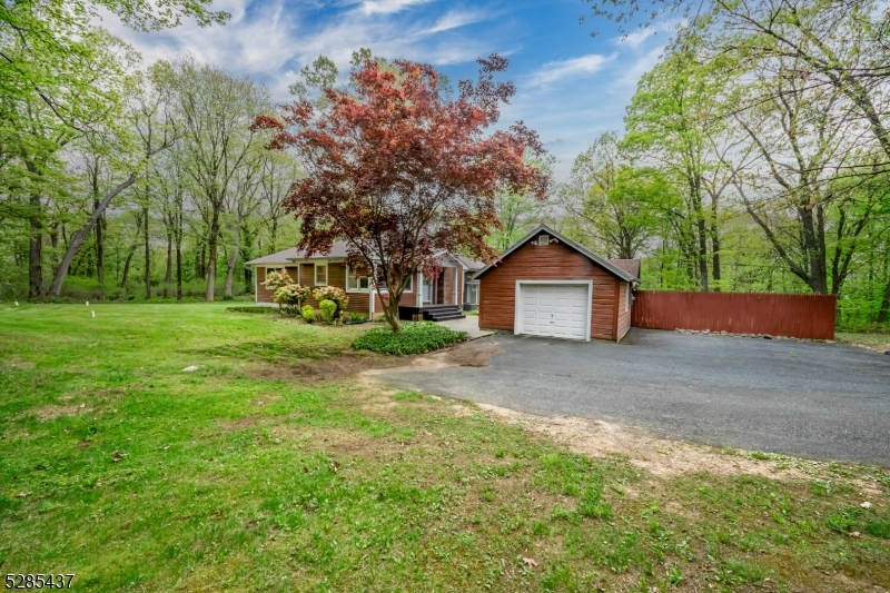 101 Drakestown Road Hackettstown, NJ 07840 - Photo 3 of 23