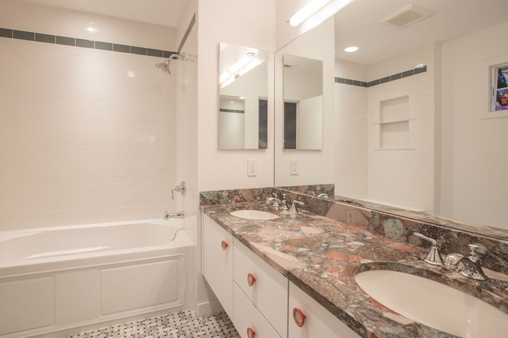 159 Carlton Road Newton, MA 02468 - Photo 12 of 24 Gallery Image 12