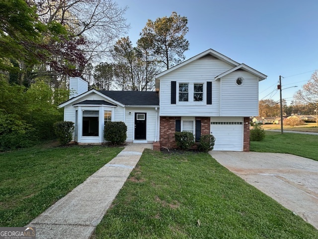2500 Corner Stone Trail Decatur, GA 30034 - Photo 1 of 1 a front view of a house with a yard