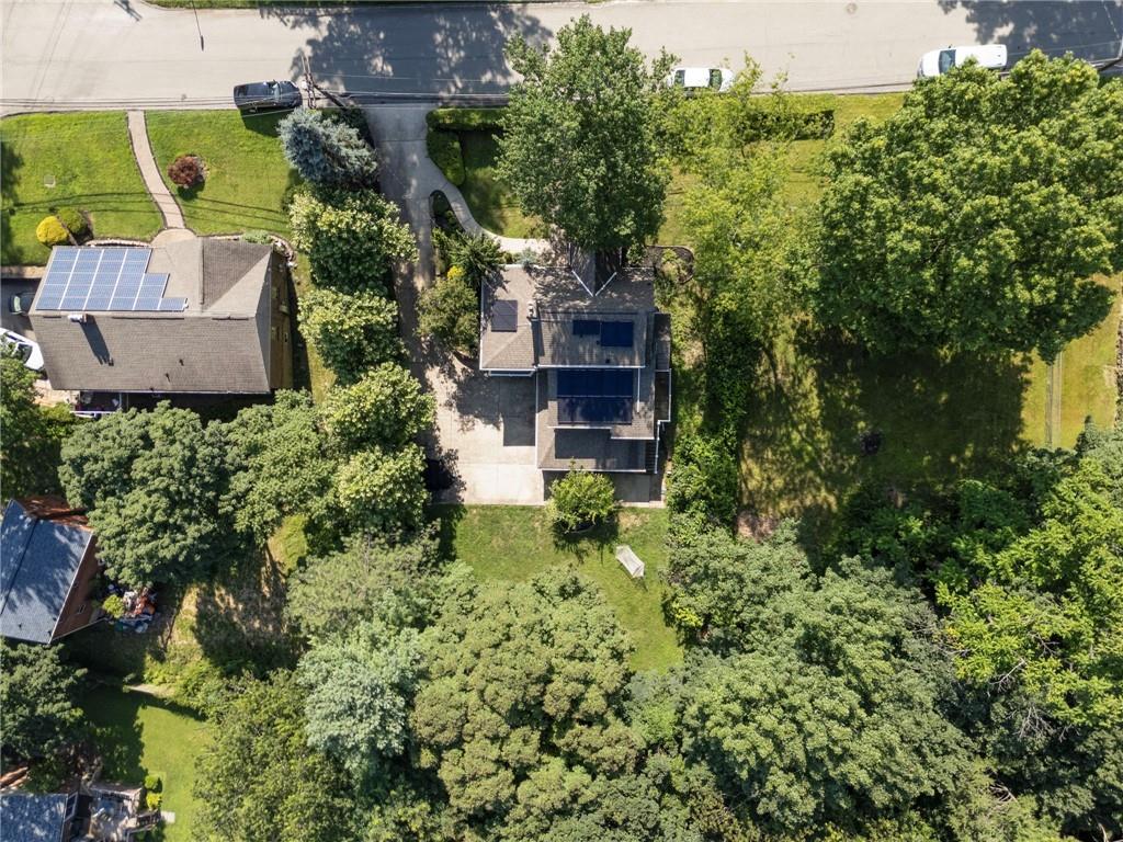 371 Highland Road Pittsburgh, PA 15235 - Photo 47 of 50 an aerial view of a house with swimming pool and garden