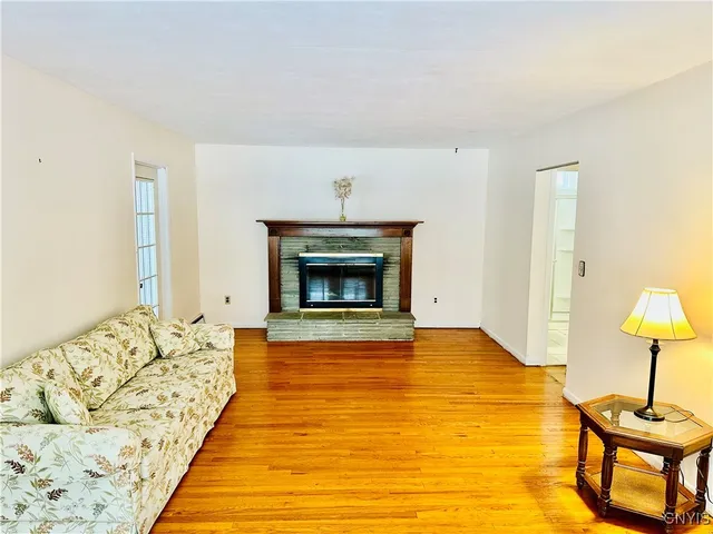 $849,900 | 3861 East Street, Skaneateles, NY 13152