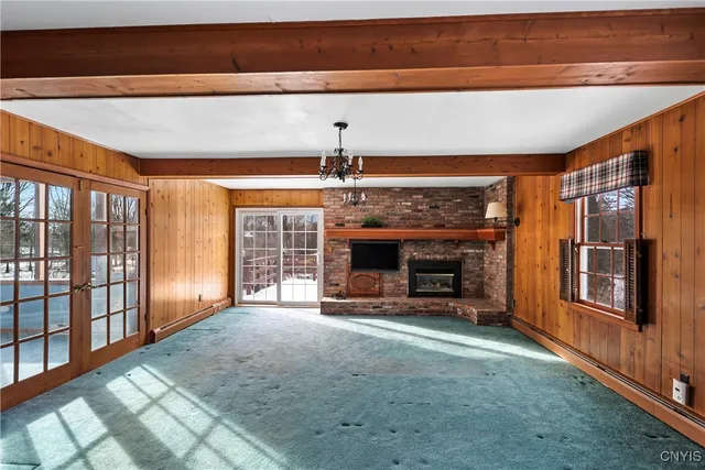 $849,900 | 3861 East Street, Skaneateles, NY 13152