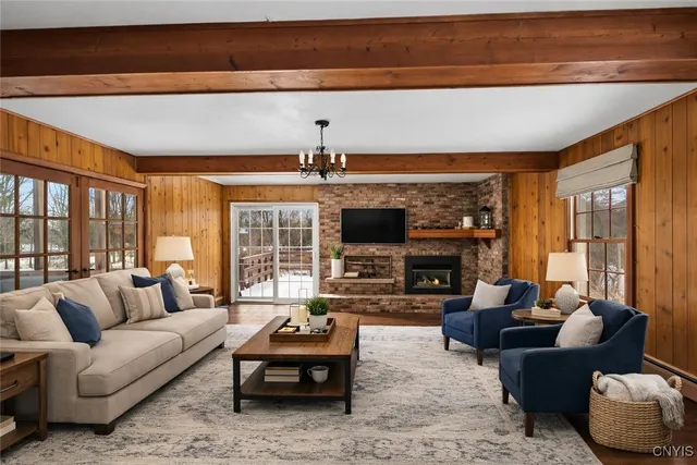 $849,900 | 3861 East Street, Skaneateles, NY 13152