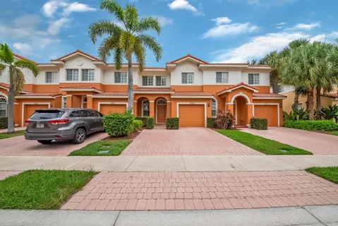 $399,900 | 7399 Briella Drive, Unit 22, Boynton Beach, FL 33437