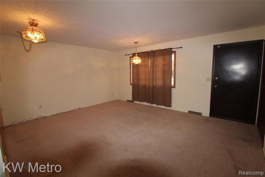 3250 Troy Street Troy, MI 48083 - Photo 7 of 30