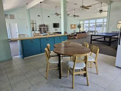 $1,650 | 308 Miracle Strip Parkway Southwest, Unit 27C, Fort Walton Beach, FL 32548