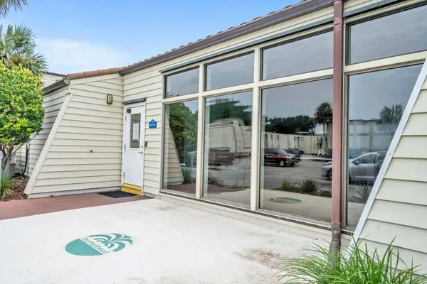 $1,650 | 308 Miracle Strip Parkway Southwest, Unit 27C, Fort Walton Beach, FL 32548