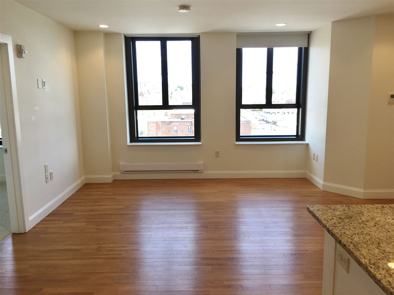 875 Elm Street, Unit 706 Manchester, NH 03101 - Photo 2 of 40