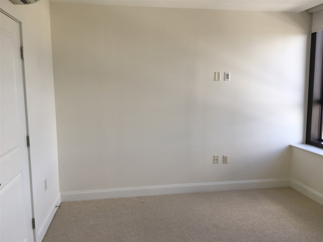 875 Elm Street, Unit 706 Manchester, NH 03101 - Photo 23 of 40