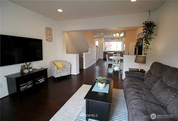 $540,000 | 3310 31st Drive, Everett, WA 98201