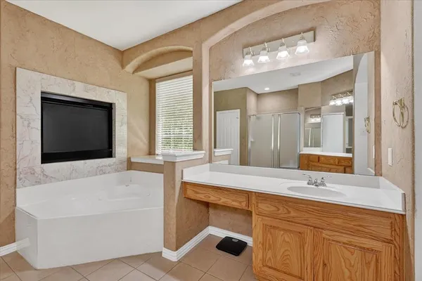 $569,000 | 656 Links View Court, Grand Prairie, TX 75052