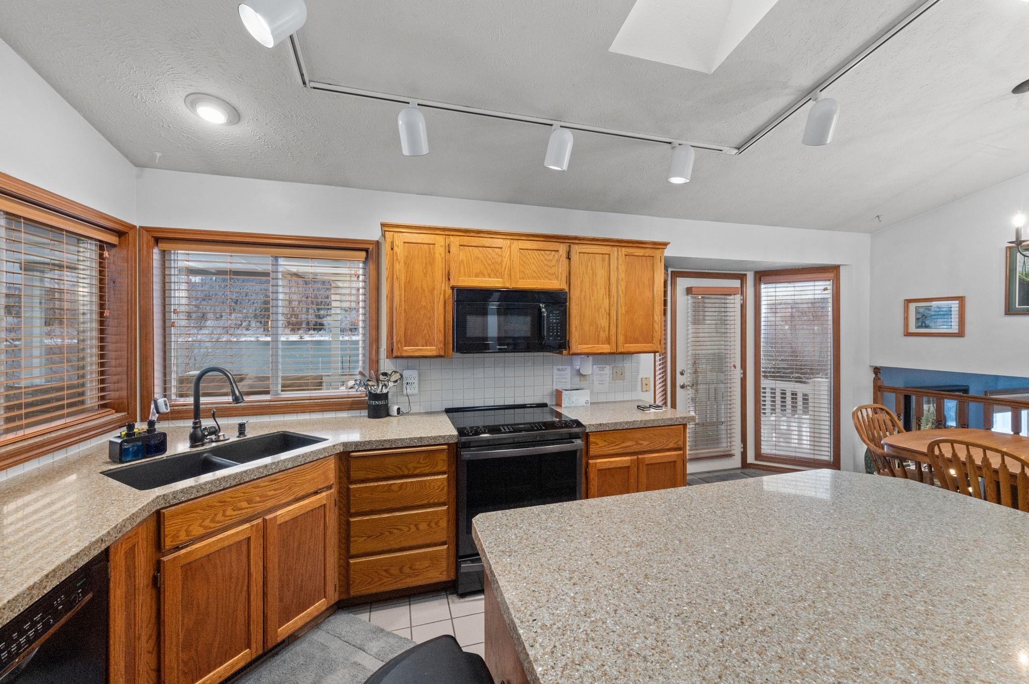 731 Greggs Road Newport, WA 99156 - Photo 14 of 50