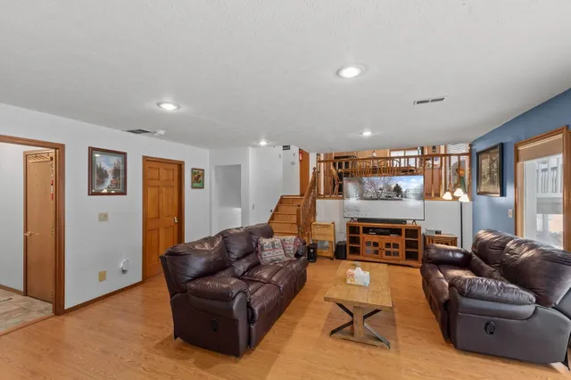 $1,100,000 | 731 Greggs Road, Newport, WA 99156