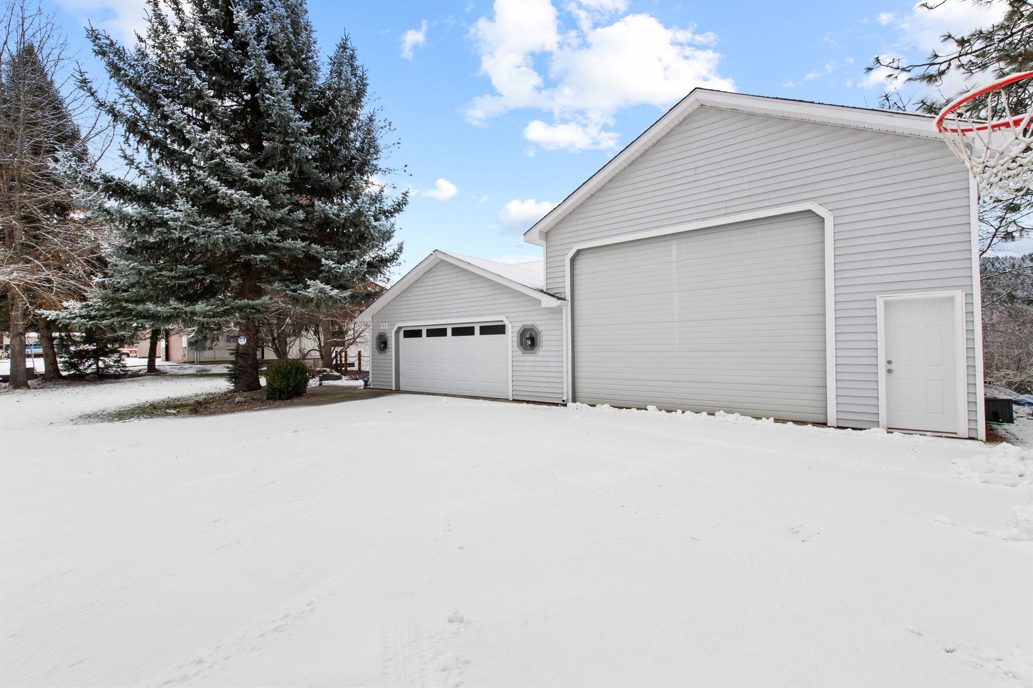 731 Greggs Road Newport, WA 99156 - Photo 4 of 50